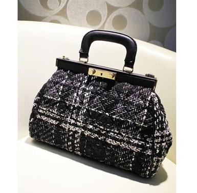 หมดค่ะ กระเป๋าLuluhouse รุ่น L115-02BW กระเป๋าแฟชั่นเกาหลี ดูหรู และเนี๊ยบมากๆ ค่ะ